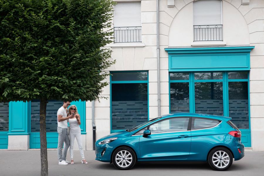  Ford Fiesta 3-Door 2017 года  (WW) (фото 3 из 6)